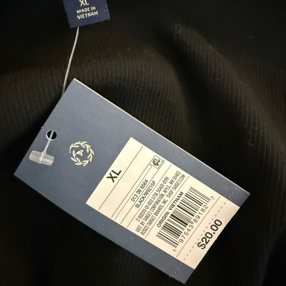 Universal Thread Classic Black Garment - Picture 8 of 9